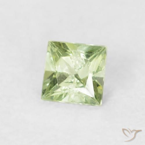 Saphir Vert moyen naturelle Carré, 0.19 ct, VS