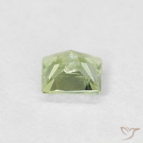 Saphir Vert moyen naturelle Carré, 0.19 ct, VS
