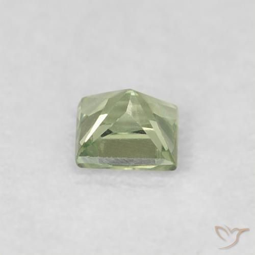 Saphir Vert clair naturelle Carré, 0.20 ct, VS