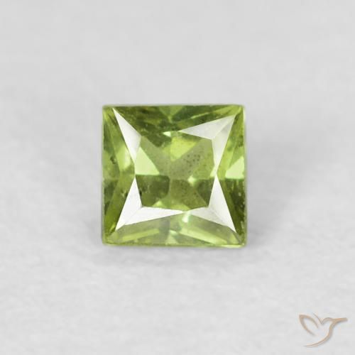 0.30ct Naturel Vert jaunâtre Saphir, Carré, VS