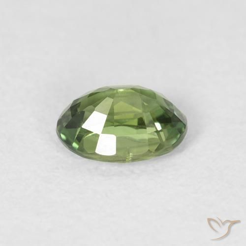 Saphir Medium Dark-Green naturelle ovale, 0.72 ct, VS