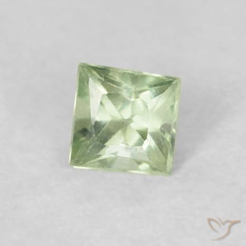 Saphir Vert jaune léger naturelle Carré, 0.21 ct, VS