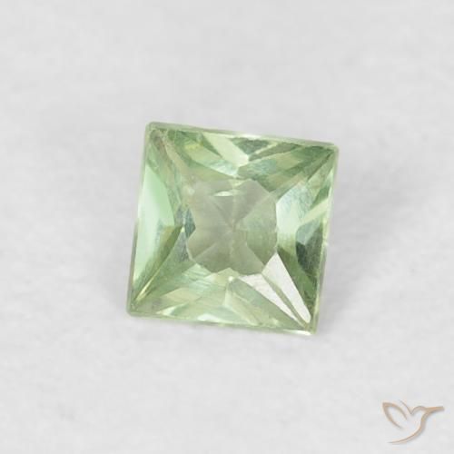 Saphir Vert jaune léger naturelle Carré, 0.19 ct, VS