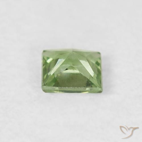 Saphir Vert jaune léger naturelle Carré, 0.19 ct, VS