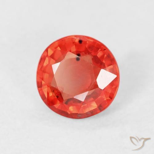 Saphir Rouge vif naturelle Tour, 0.76 ct, VS