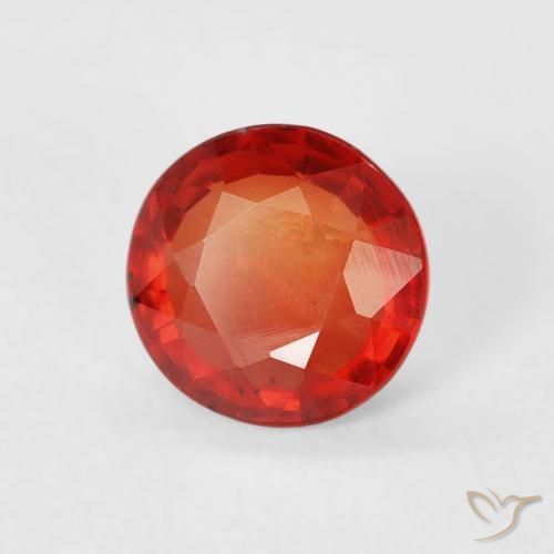 Saphir Rouge vif naturelle Tour, 0.77 ct, VS