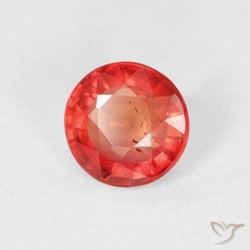 Saphir Rouge vif naturelle Tour, 0.61 ct, VS