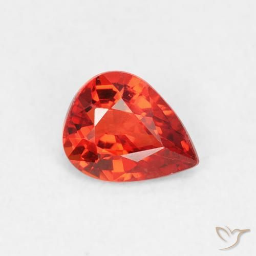 Saphir Rouge moyen naturelle En forme de poire, 0.40 ct, VVS-VS