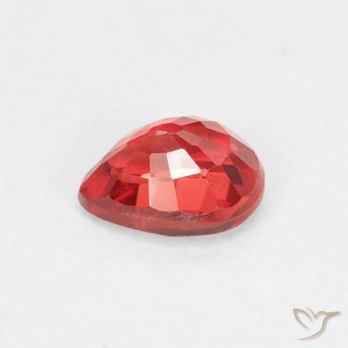 Saphir Rouge vif naturelle En forme de poire, 0.48 ct, VVS
