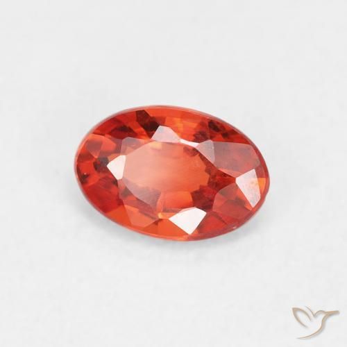 Saphir Orange rougeâtre naturelle ovale, 0.53 ct, VVS-VS