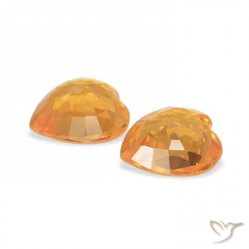 Shop natural 0.71ct Orange moyen Saphir gems, Cœur, from Mozambique at GemSelect. In stock, global shipping!