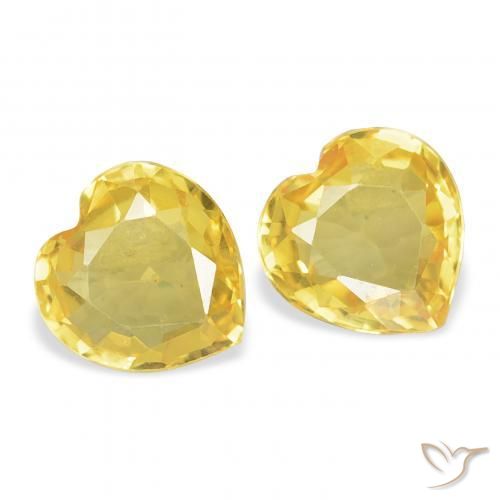 Shop natural 0.77ct Orange Doré Saphir gems, Cœur, from Mozambique at GemSelect. In stock, global shipping!