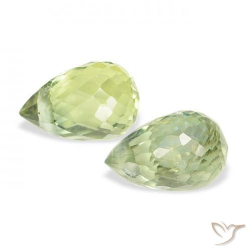 Shop natural 0.89ct Vert lime léger Saphir gems, Briolette, from Tanzanie at GemSelect. In stock, global shipping!