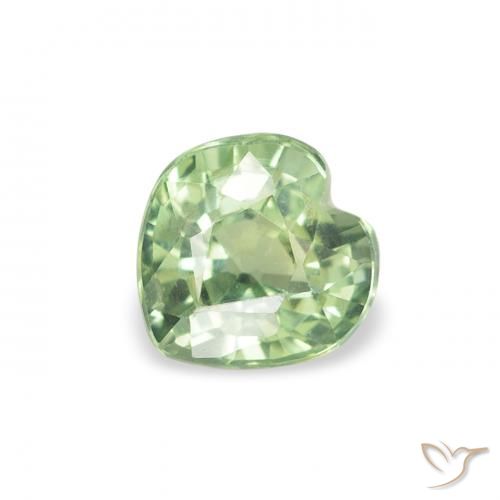0.69ct Naturel Vert forêt léger Saphir, Cœur, VS