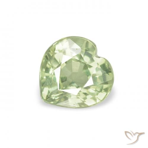 Saphir Vert très clair naturelle Cœur, 0.64 ct, VS