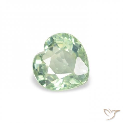 Saphir Vert clair naturelle Cœur, 0.68 ct, VS