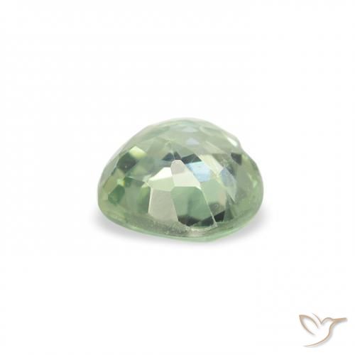 Saphir Vert clair naturelle Cœur, 0.68 ct, VS