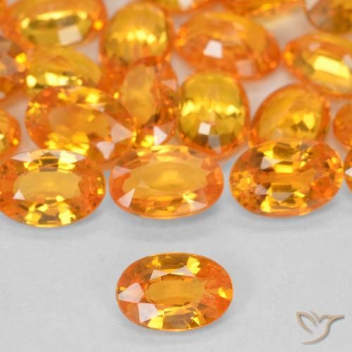 Shop natural 10.13ct Orange vif Saphir gems, ovale, from Tanzanie at GemSelect. In stock, global shipping!