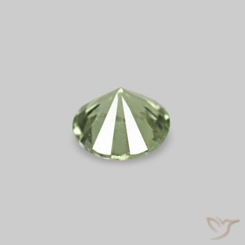 Shop natural 2.26ct Vert sauge très clair Saphir gems, Tour, from Tanzanie at GemSelect. In stock, global shipping!