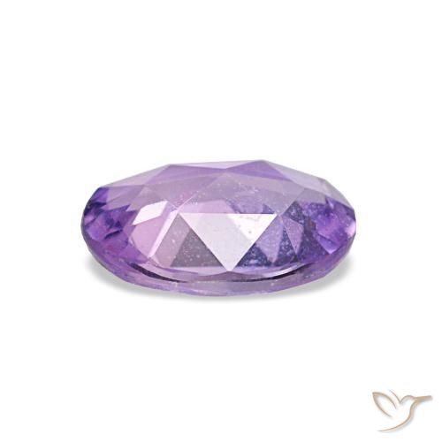 Saphir violet naturelle coupe ovale, 0,75 ct, VS