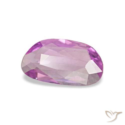 Saphir pourpre naturelle forme fantaisie, 0,39 ct, VVS