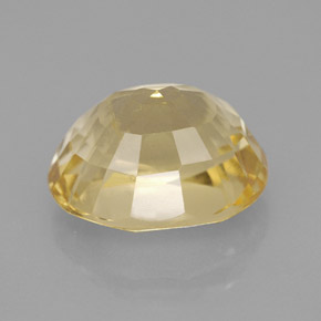 Scapolite jaune naturelle coupe ovale, 5,28 ct, VS