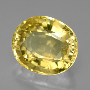 Scapolite jaune naturelle coupe ovale, 4,81 ct, VS