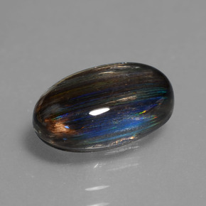 Scapolite multicolore naturelle coupe ovale, 3,89 ct, transparent