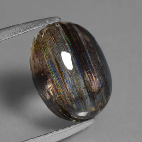 Scapolite multicolore naturelle coupe ovale, 4,07 ct, transparent