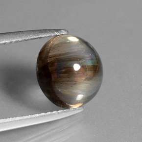 Scapolite multicolore naturelle coupe ovale, 2,72 ct, transparent