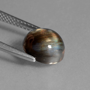 Scapolite multicolore naturelle coupe ovale, 2,72 ct, transparent
