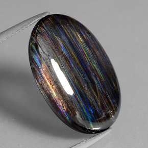 Scapolite Coloré Arc-en-Ciel naturelle Coupe ovale, 10.82 ct, Translucide