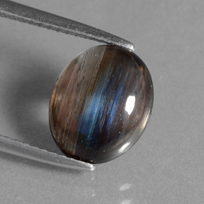 Scapolite multicolore naturelle coupe ovale, 2,66 ct, transparent