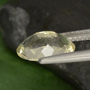 Scapolite jaune naturelle coupe ovale, 1,99 ct, VVS-VS