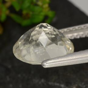 Scapolite Jaune naturelle Coupe ovale, 1.94 ct, VS