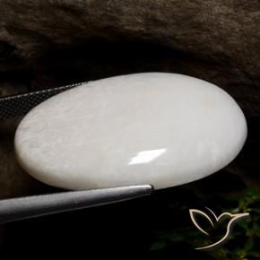 Scolécite Blanc léger naturelle ovale, 26.64 ct, Opaque