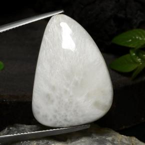 Scolécite blanc naturelle forme fantaisie, 20,10 ct, opaque