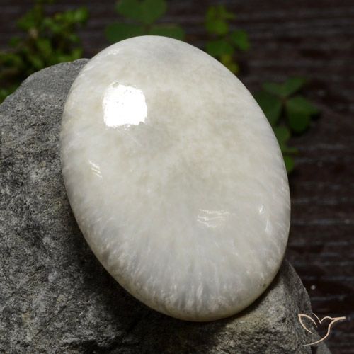 30.79ct Naturel Blanc cassé Scolécite, ovale, Opaque