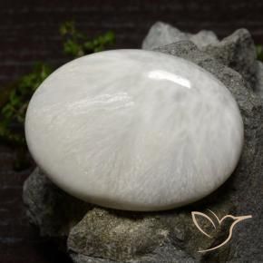 Scolécite Blanc chaud naturelle ovale, 33.75 ct, Opaque