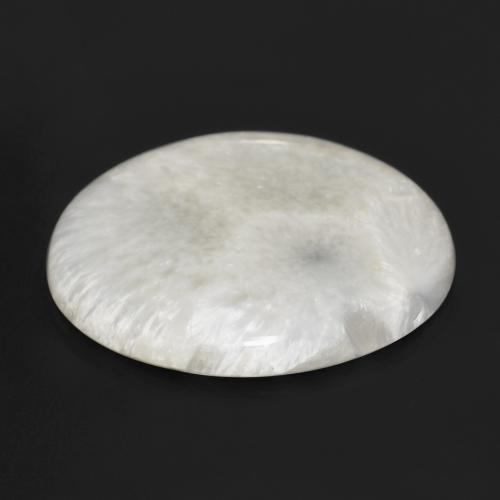 Scolécite blanc naturelle coupe roude, 28,29 ct, opaque