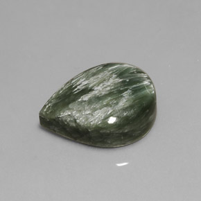 Séraphinite vert naturelle en forme de poire, 8,63 ct, opaque