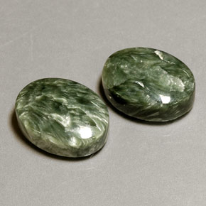 Achetez naturel ct vert séraphinite gems, coupe ovale, en provenance russie chez gemselect. en stock, livraison internationale!