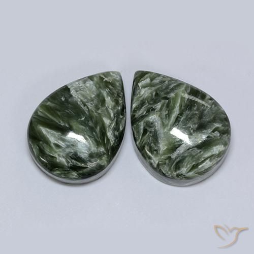 Shop natural 16.67ct Vert militaire Séraphinite gems, En forme de poire, from Russie at GemSelect. In stock, global shipping!