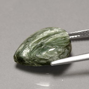 Séraphinite Vert naturelle En forme de poire, 7.64 ct, Opaque