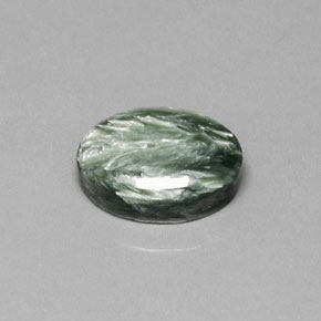 Séraphinite vert naturelle coupe ovale, 8,94 ct, opaque