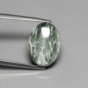 Séraphinite vert naturelle coupe ovale, 8,94 ct, opaque
