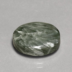 Séraphinite vert naturelle coupe ovale, 7,88 ct, opaque