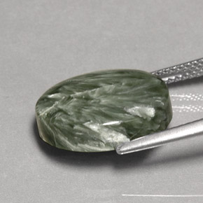 Séraphinite vert naturelle coupe ovale, 7,88 ct, opaque