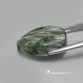 Séraphinite Vert naturelle En forme de poire, 8.02 ct, Opaque