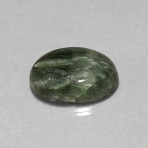 Séraphinite vert naturelle coupe ovale, 4,57 ct, opaque